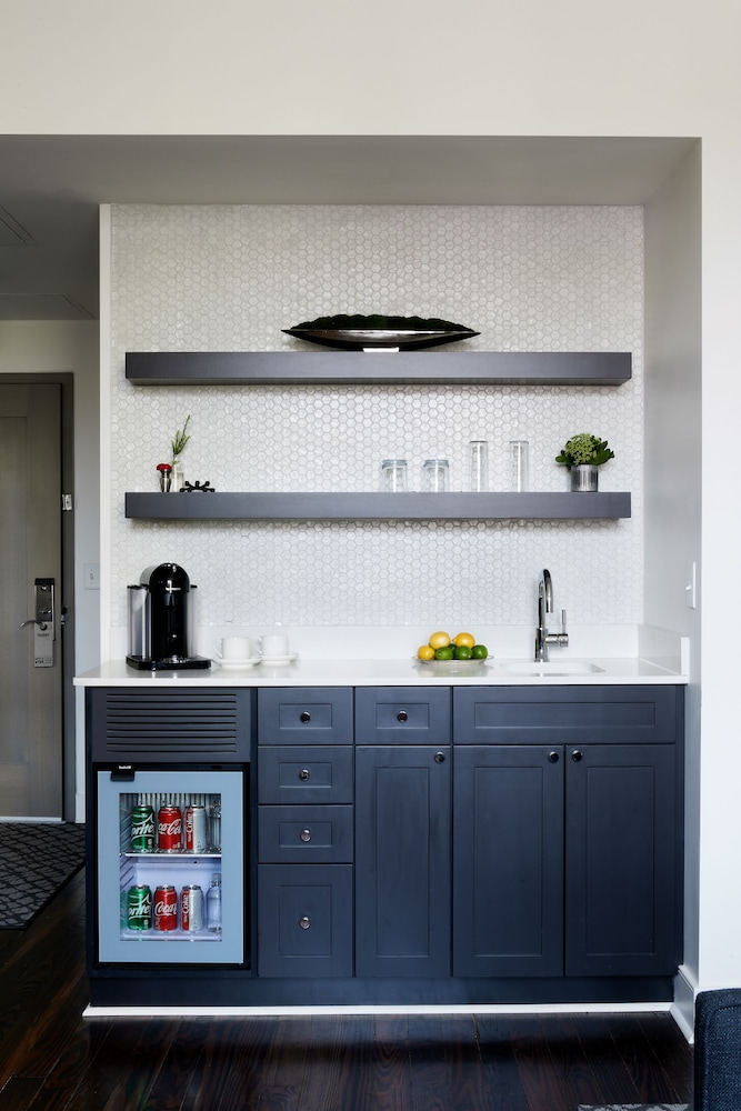 The Foundry Hotel Asheville Curio Collection by Hilton - photo 18