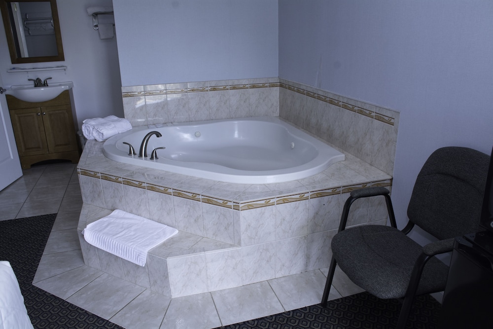 At 9 Motel - photo 19