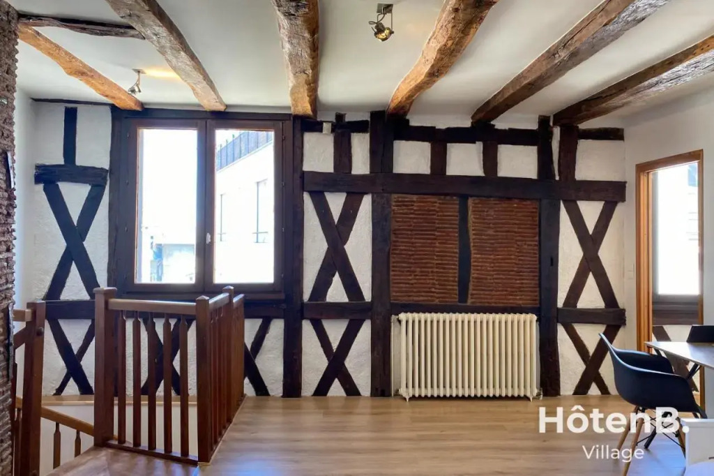 T3 Duplex Charme de L'ancien Coeur de Ville — 4-Star Luxury Hotel in Limoges, France