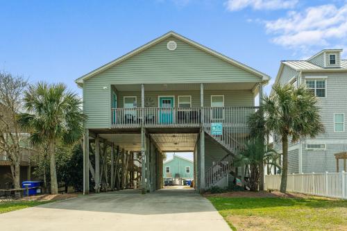 Sherrys Paradise by Oak Island Accommodations - featured photo