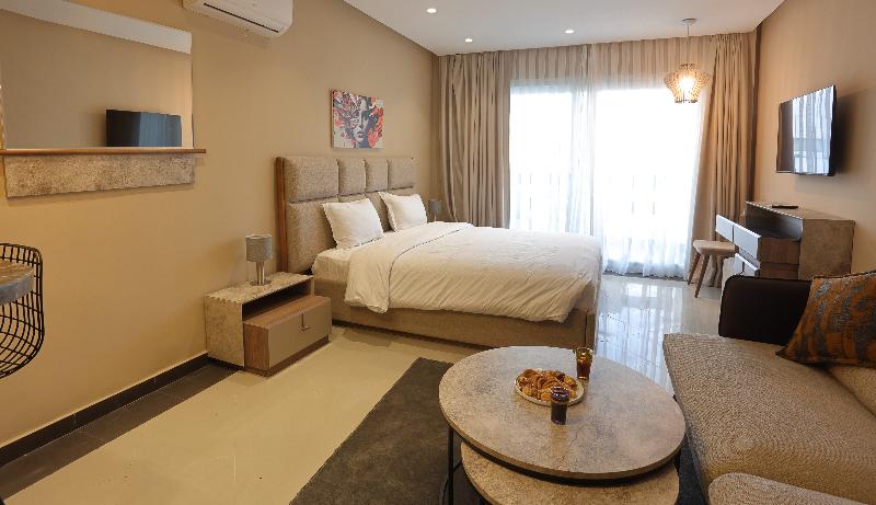 Playa Del Pacha Suites Hotel - carbon neutral hotel in Mdiq