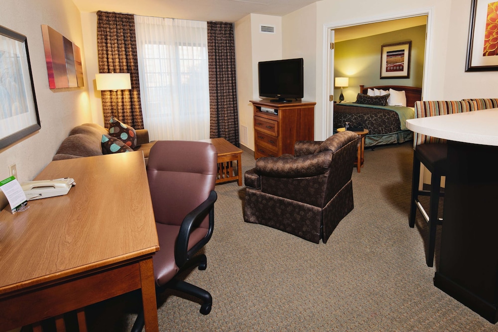 Staybridge Suites Irving Las Colinas by IHG - photo 10
