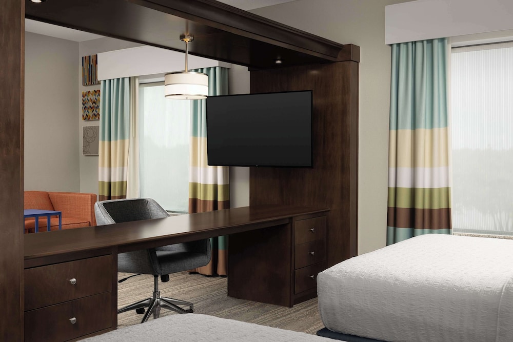 Hampton Inn & Suites Huntsville Research Park Area - photo 5