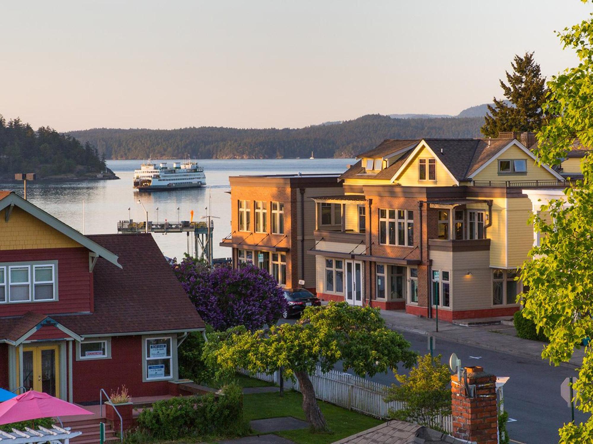The Web Suites - carbon neutral hotel in Friday Harbor