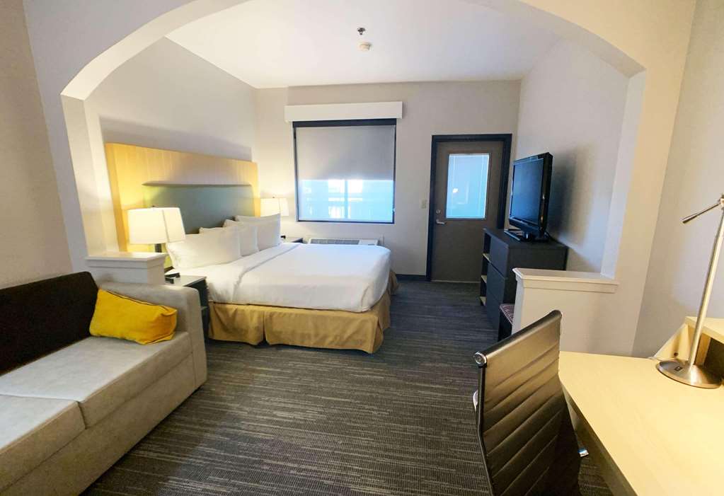 Country Inn & Suites by Radisson Fort Worth West l 30 NAS JRB - photo 3