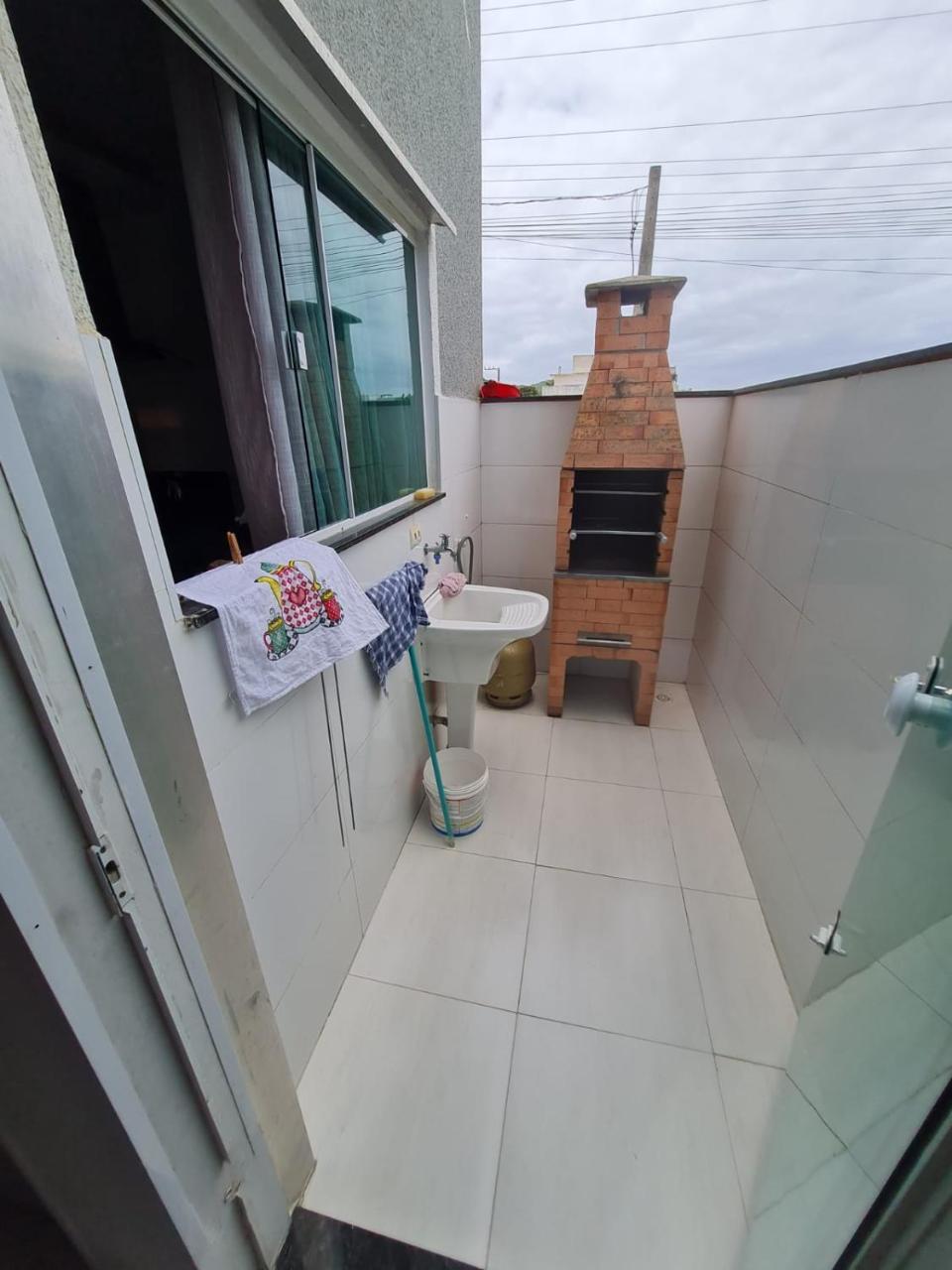 Siri Mariscal Bombinhas C Piscina