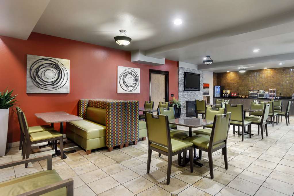 Best Western Plus Yakima Hotel - photo 3
