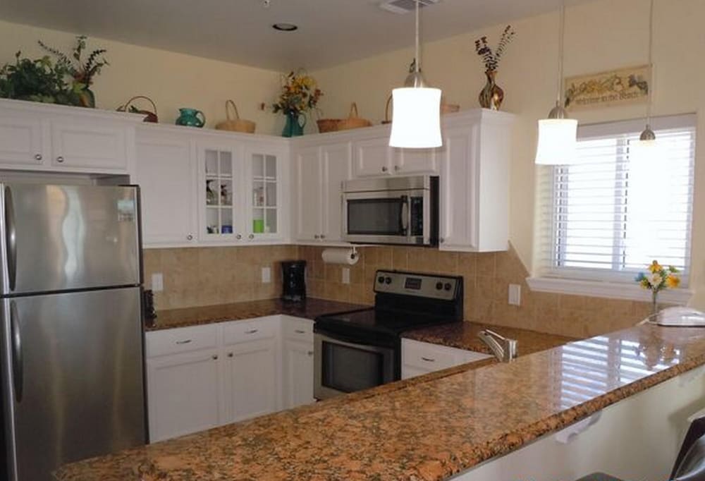 Beachgate CondoSuites & Motel - photo 53