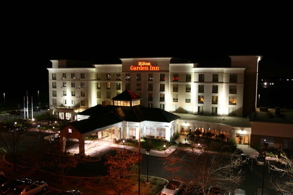 Hilton Garden Inn Columbus Edinburgh - photo 43