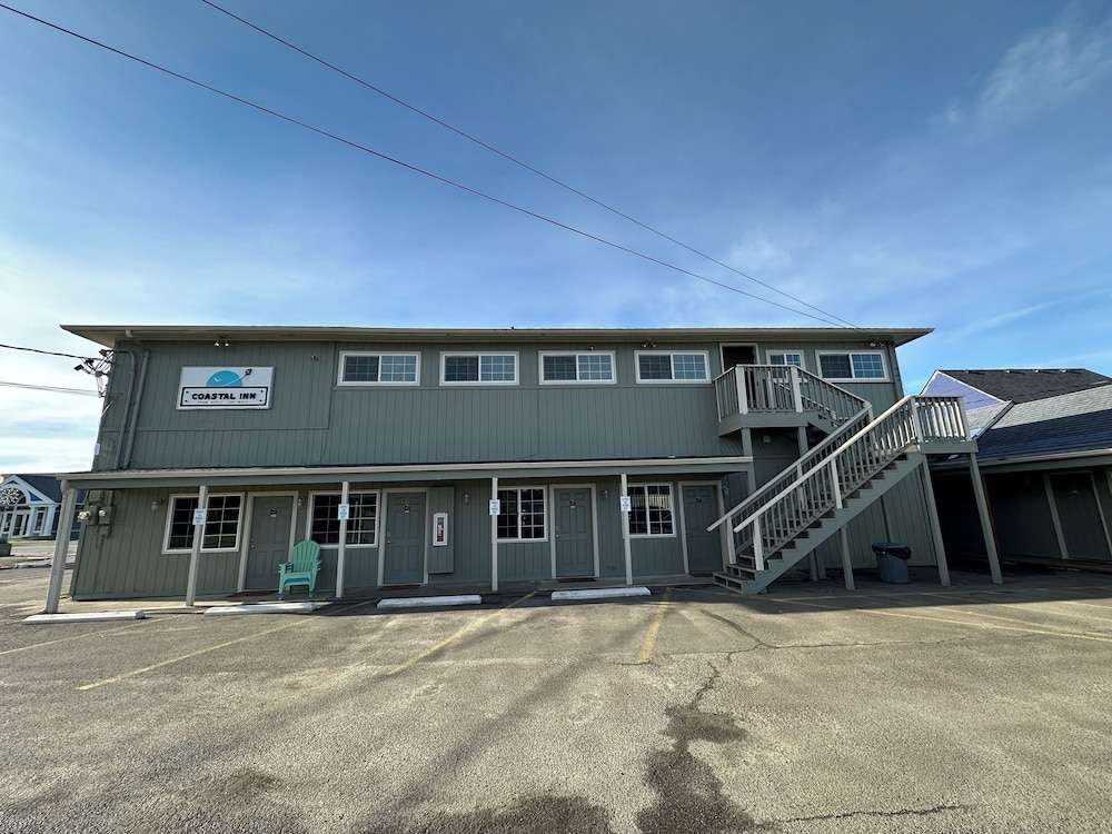 The Coastal Inn and Suites - photo 178