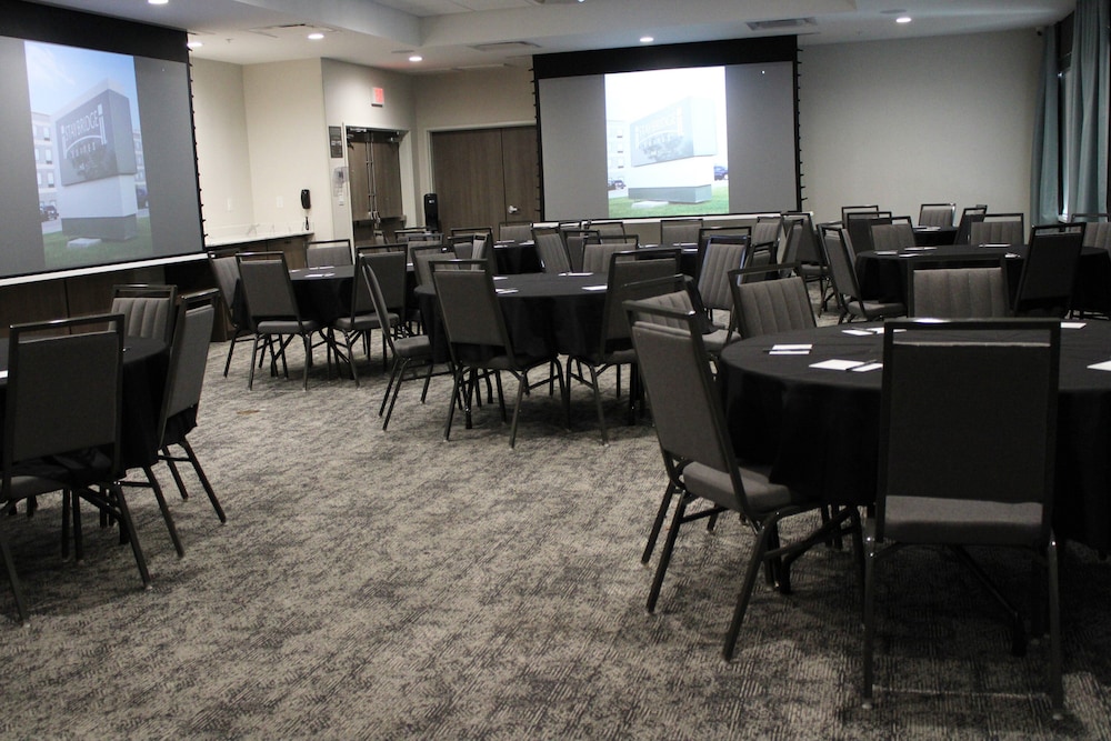 Staybridge Suites Dallas Grand Prairie by IHG - photo 77