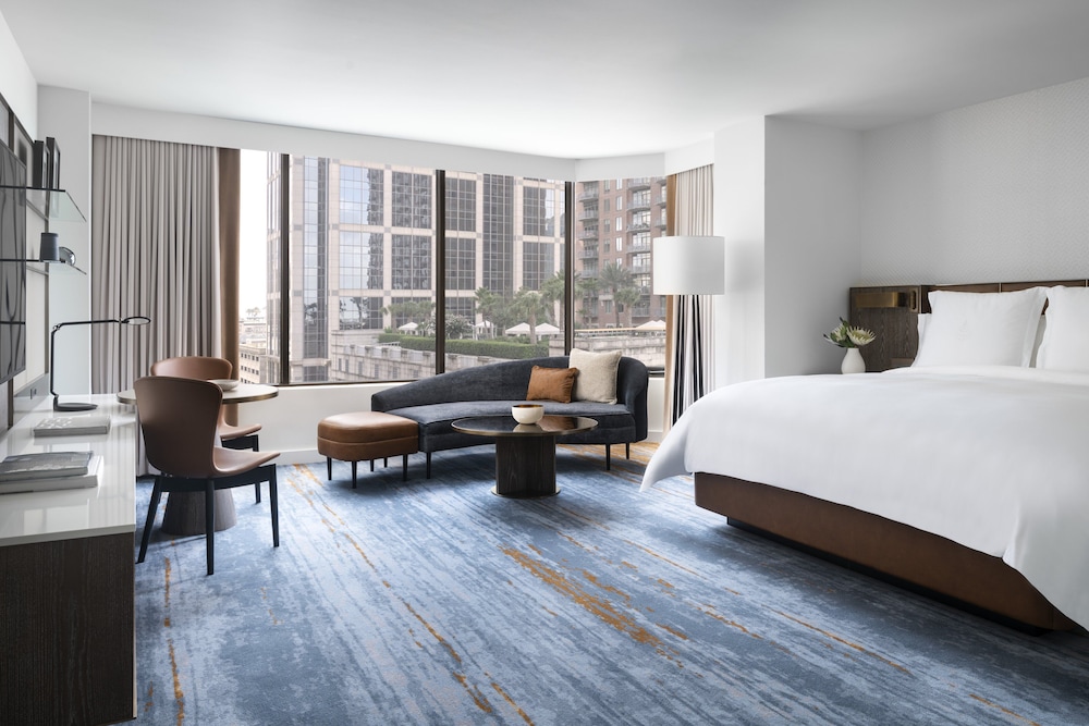 Four Seasons Hotel Houston - photo 11