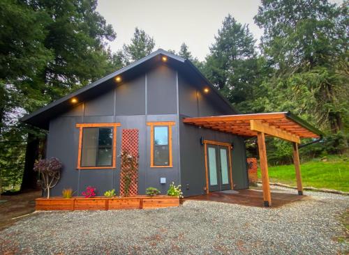 New Modern Country Feel Close To Arcata 20767818 — Arcata