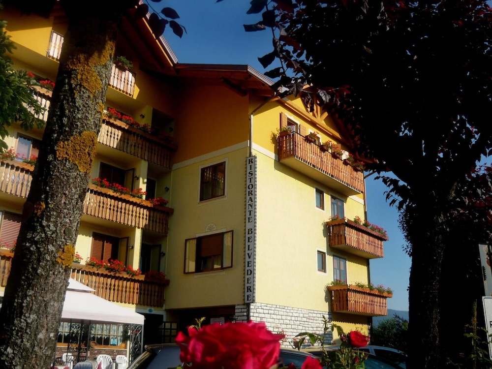 Hotel Belvedere — hotel in Roana