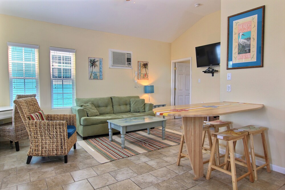 Shark Reef Resort Motel & Cottages - photo 13