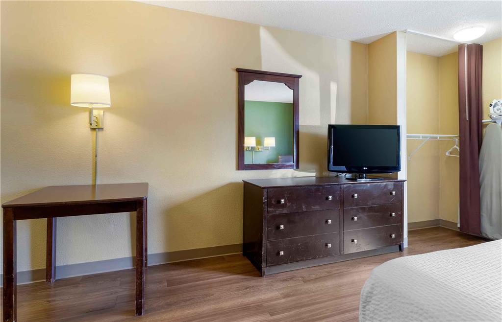 Extended Stay America Suites Houston NASA Johnson Space Ctr - photo 15