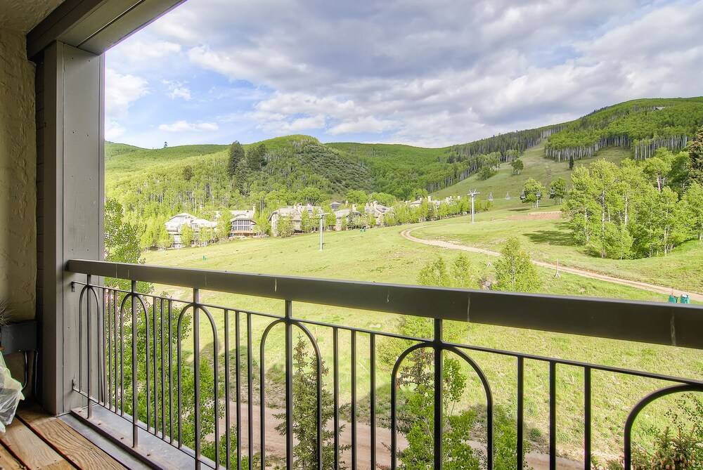 Highlands Slopeside by East West Hospitality - photo 288