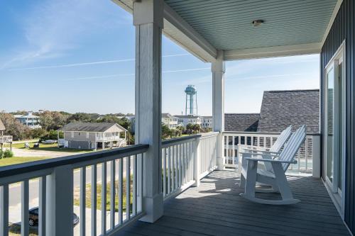 Conch Out by Oak Island Accommodations - photo 23