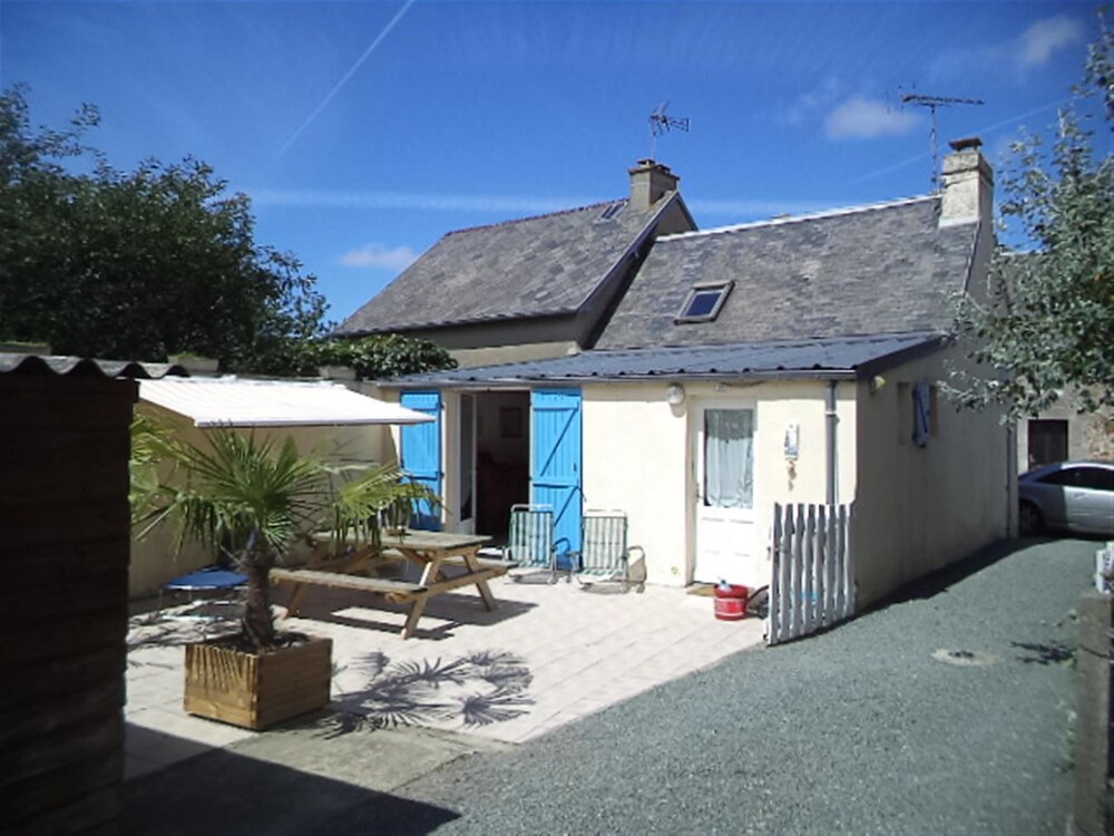 Maison de vacances proche de la plage — 4-Star Luxury Hotel in Creances, France
