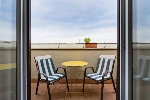 Flat on Roman Rooftop — 4-Star Luxury Hotel in Rome, Italy