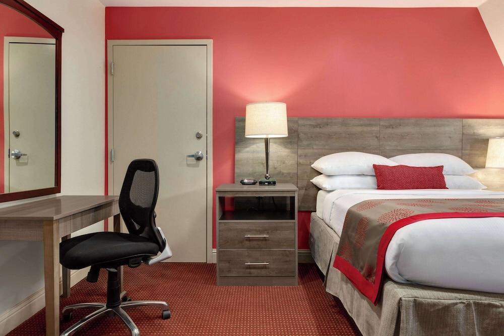 Ramada By Wyndham Oakland Downtown City Center - photo 13