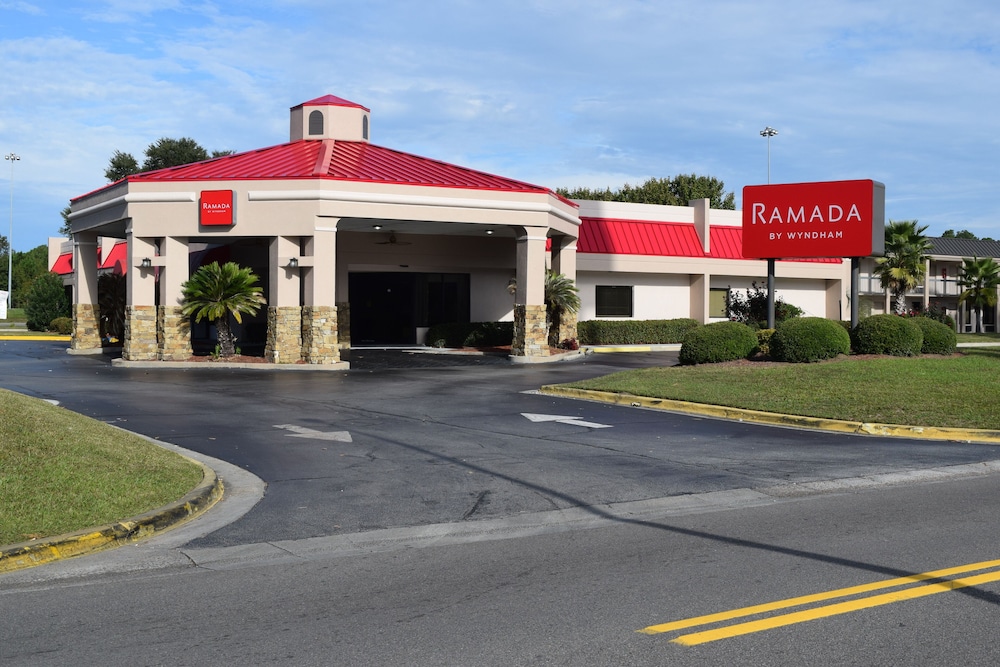 Ramada by Wyndham Savannah Gateway - photo 36