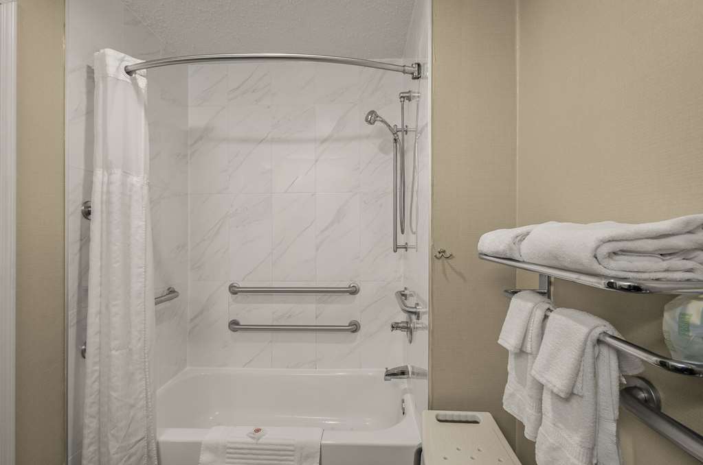 Comfort Inn Near Ouabache State Park - photo 39