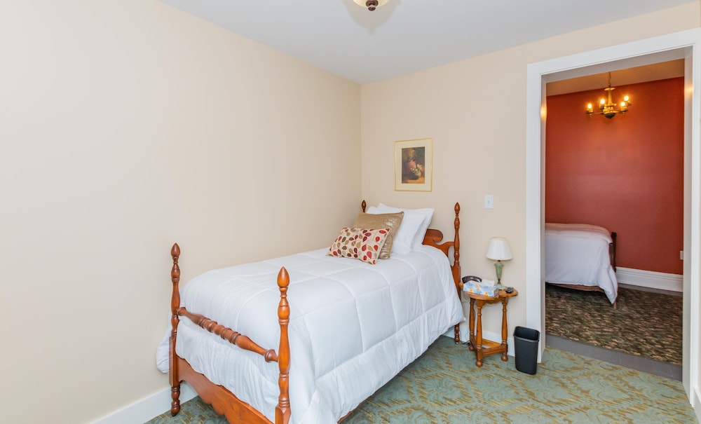 Historic Hotel Broadalbin - photo 41