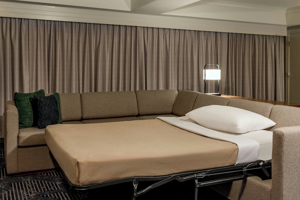 Renaissance Boston Seaport District - photo 35