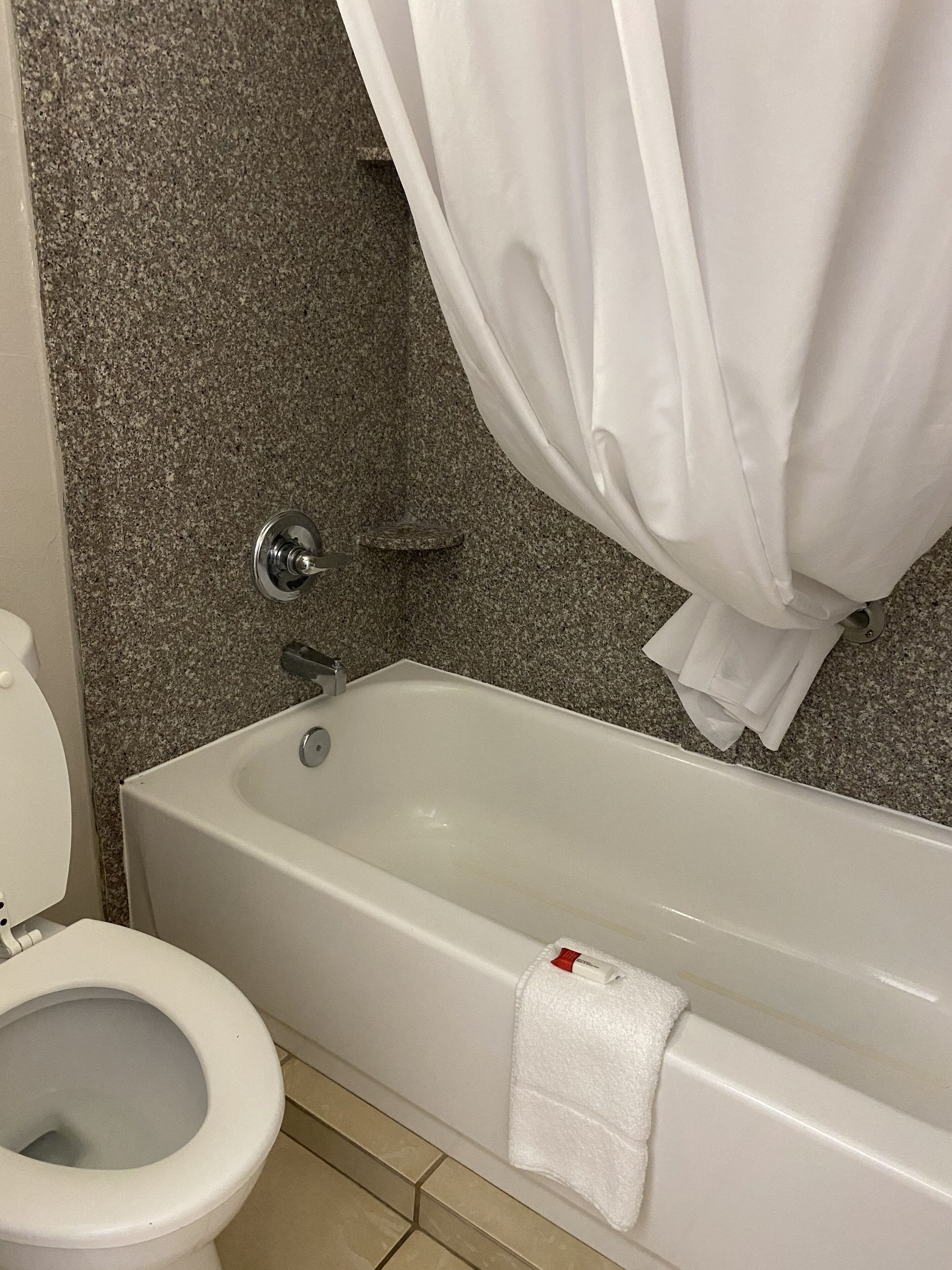 Days Inn by Wyndham Brunswick St. Simons Area - photo 24
