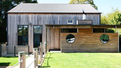 The Salvage Barn - last minute hotel in Daylesford
