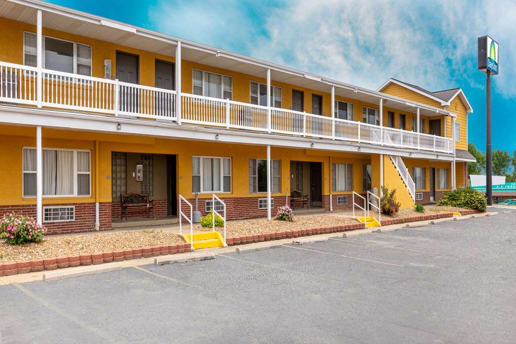 Days Inn by Wyndham Chillicothe - photo 2