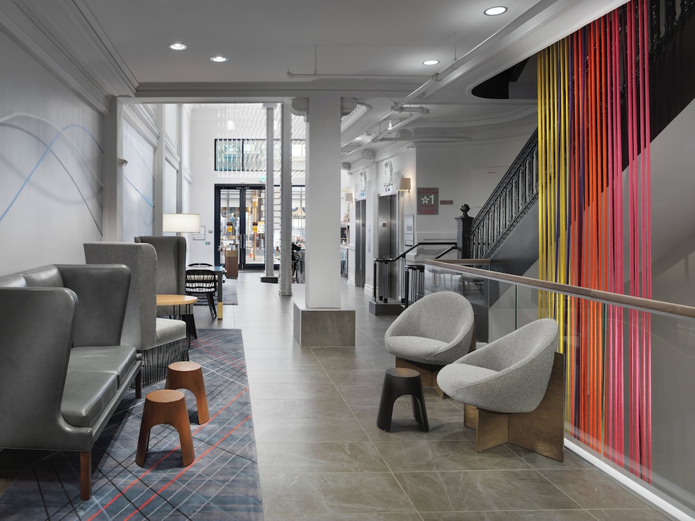 Axiom Hotel - photo 2