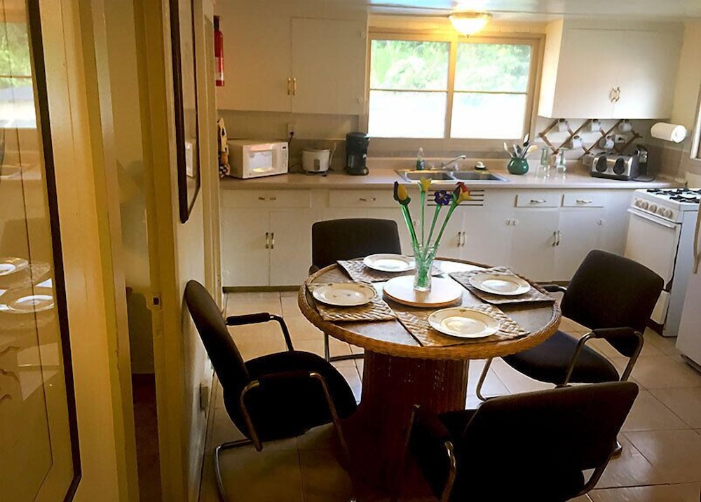 Island Paradise Inn - photo 9