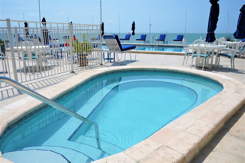 Glunz Ocean Beach Hotel & Resort - photo 68