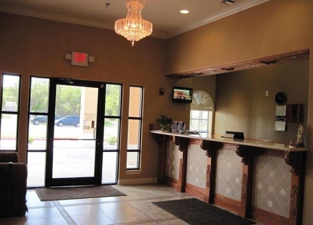 Texas Inn Weslaco - photo 3
