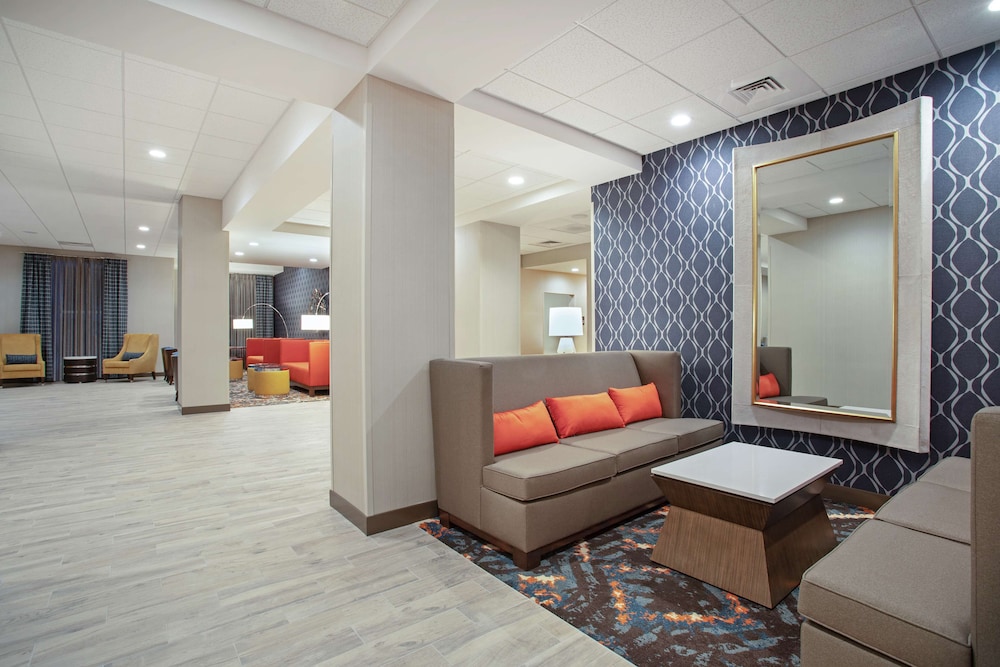Hampton Inn & Suites Logan - photo 2