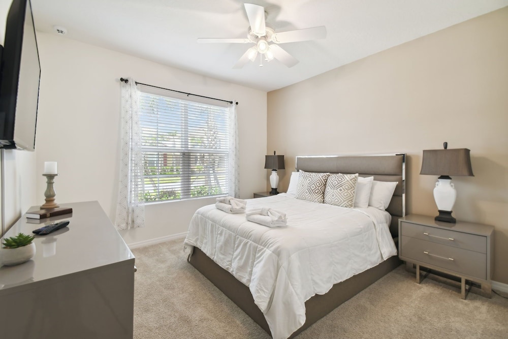 7704oml solterra Resort 7 Bedroom Home by RedAwning - photo 18