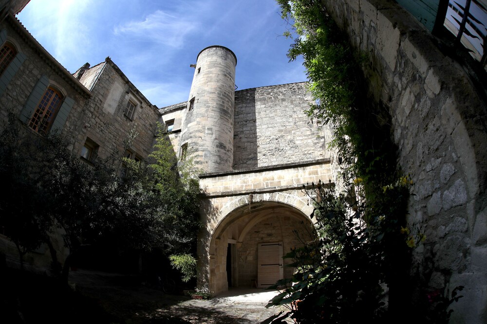 Hotel Particulier Leautaud De Mas Blanc — Tarascon