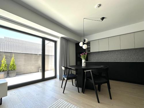 Brand New Apartments with Balcony and Free Parking