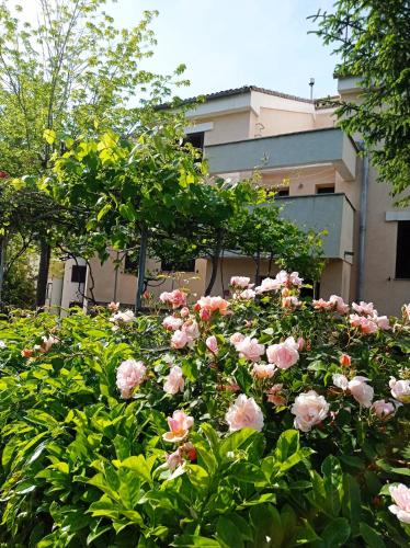 Apartman Adrijana Kastav free WiFi & parking 2 bedrooms & sea view — 4-Star Luxury Hotel in Kastav, Croatia