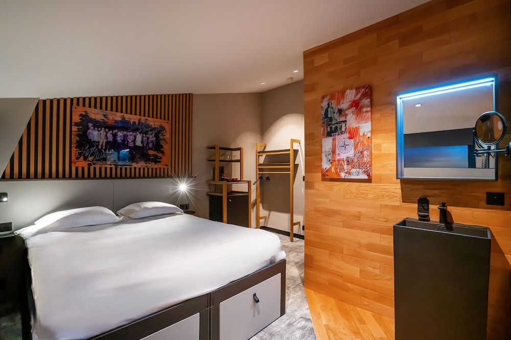 Le Cassiden in Cassis, France