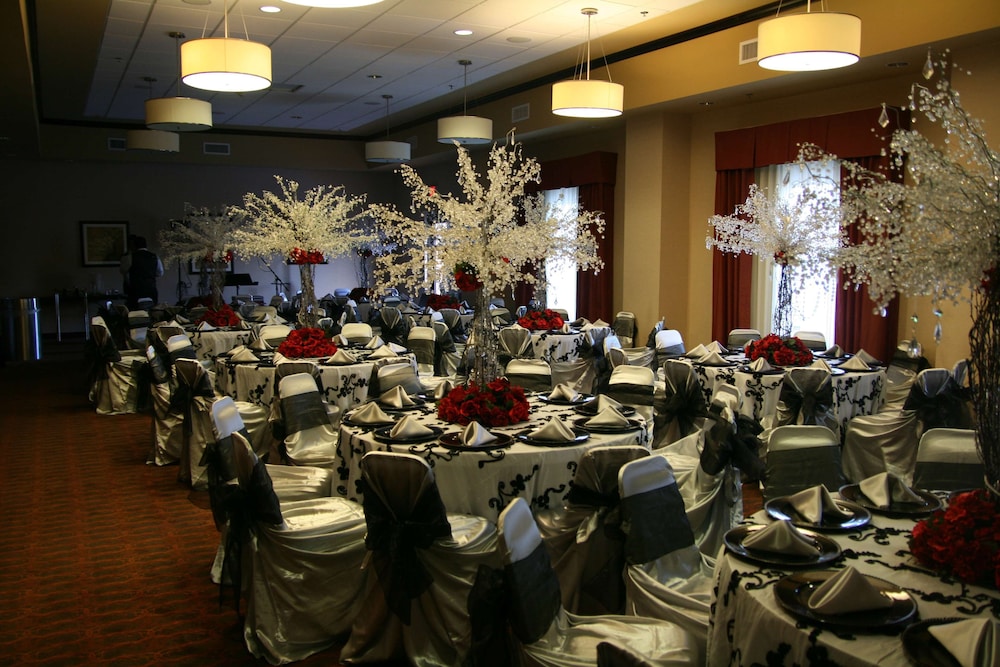 Hampton Inn & Suites Mission - photo 19
