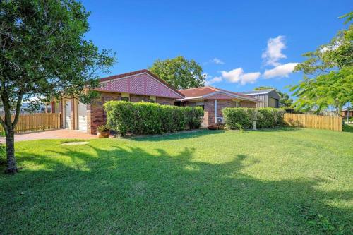 Shoreline House — 4-Star Luxury Hotel in Bargara, Australia