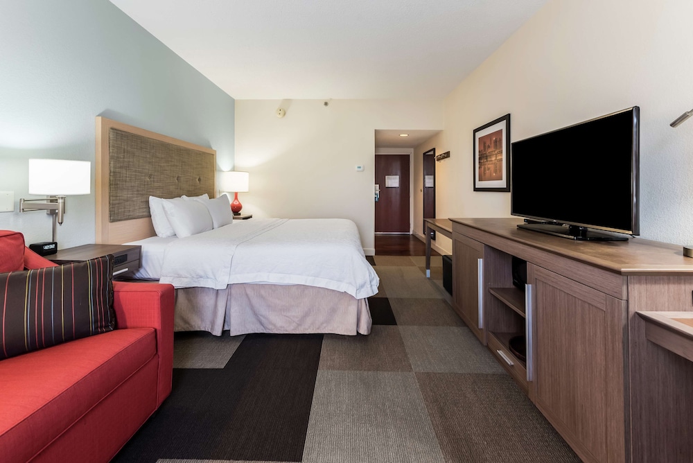 Hampton Inn by Hilton Columbus I 70E Hamilton Rd - photo 27