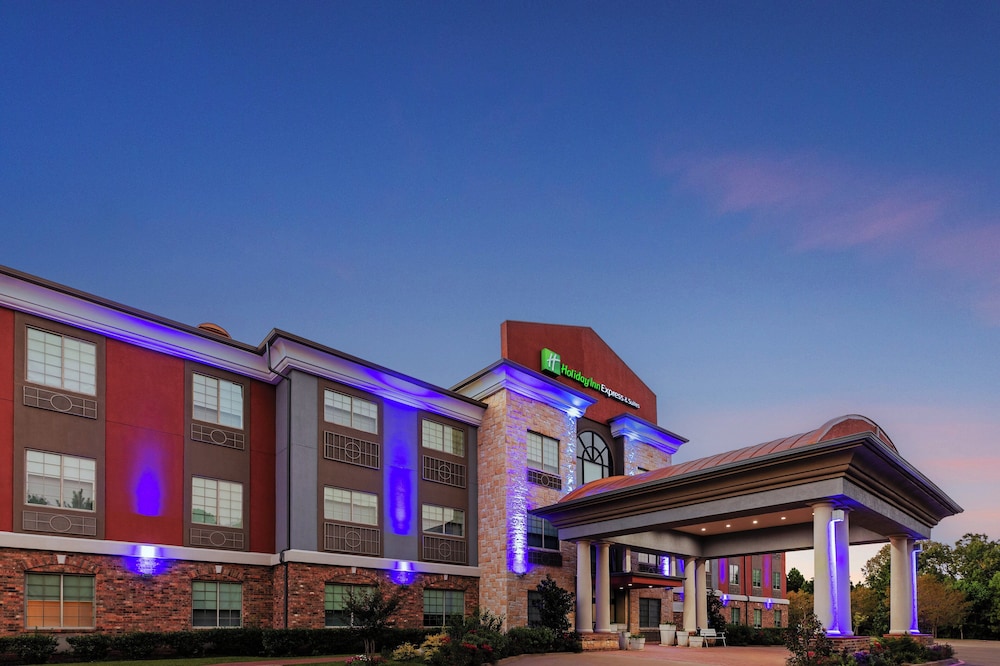Holiday Inn Express and Suites Henderson by IHG - photo 63