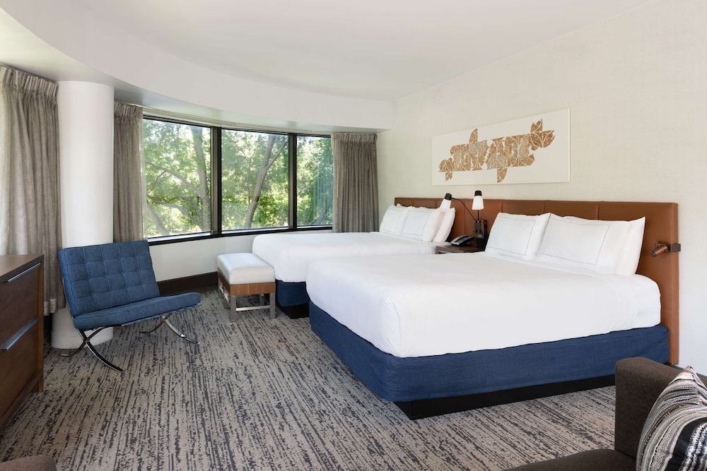 Hilton Fairfax - photo 13