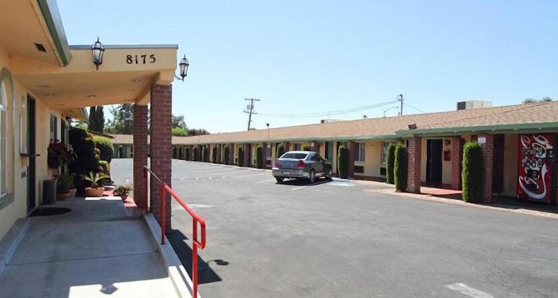 King's Rest Motel - photo 7