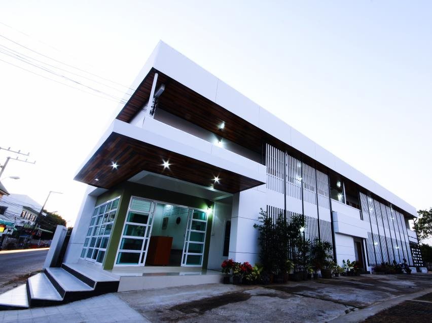 Chonlapan Place Hotel in Ubon Ratchathani, Thailand