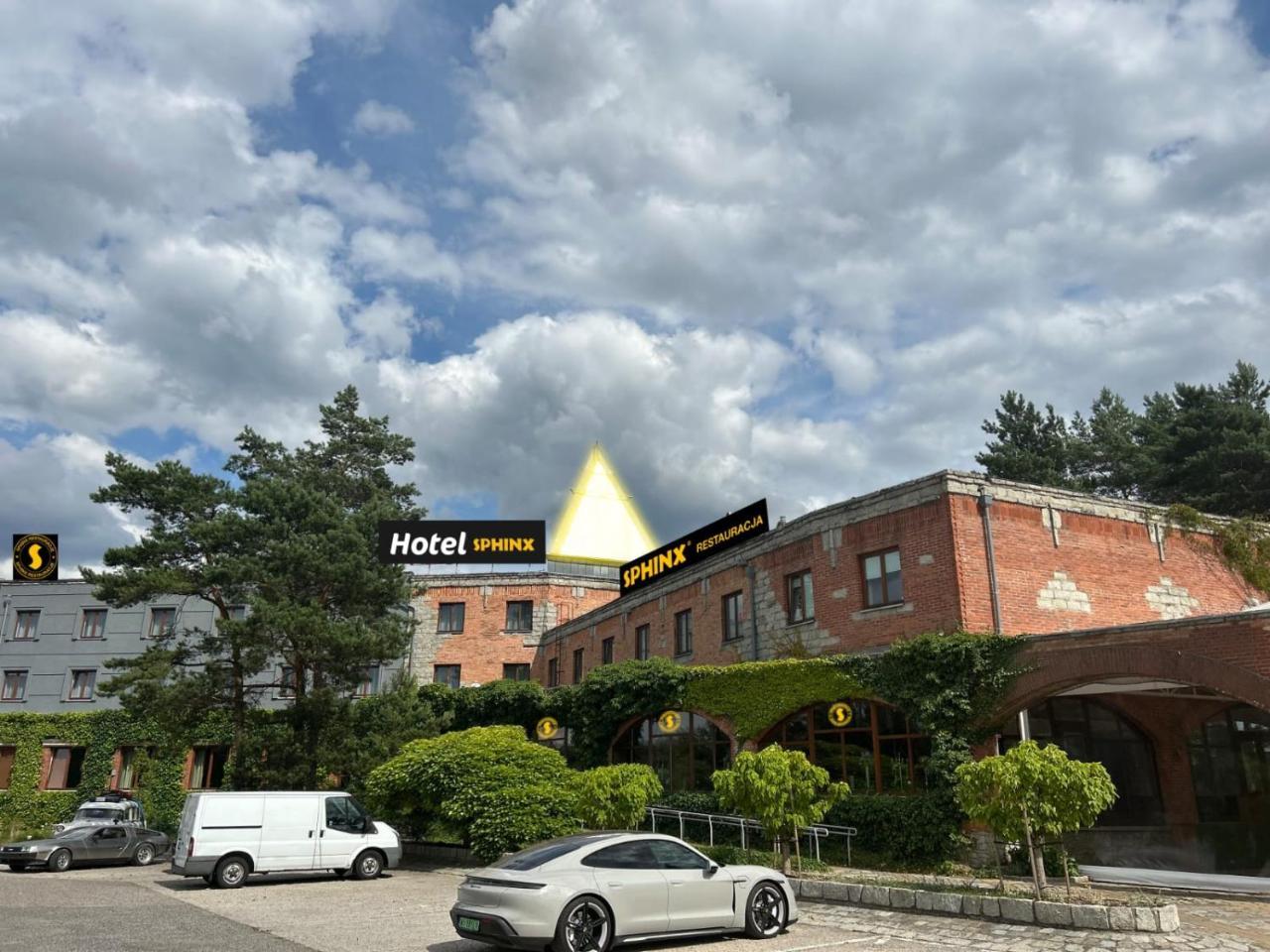 Hotel Sphinx - last minute hotel in Zabia Wola
